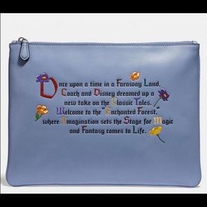 DISNEY COACH Large WRISTLET